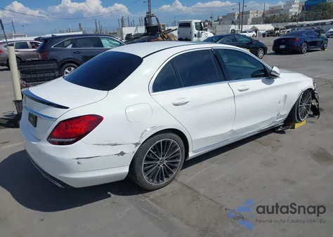 2019 Mercedes-Benz C 300 из США, поврежденный, VIN 55SWF8DB5KU291648